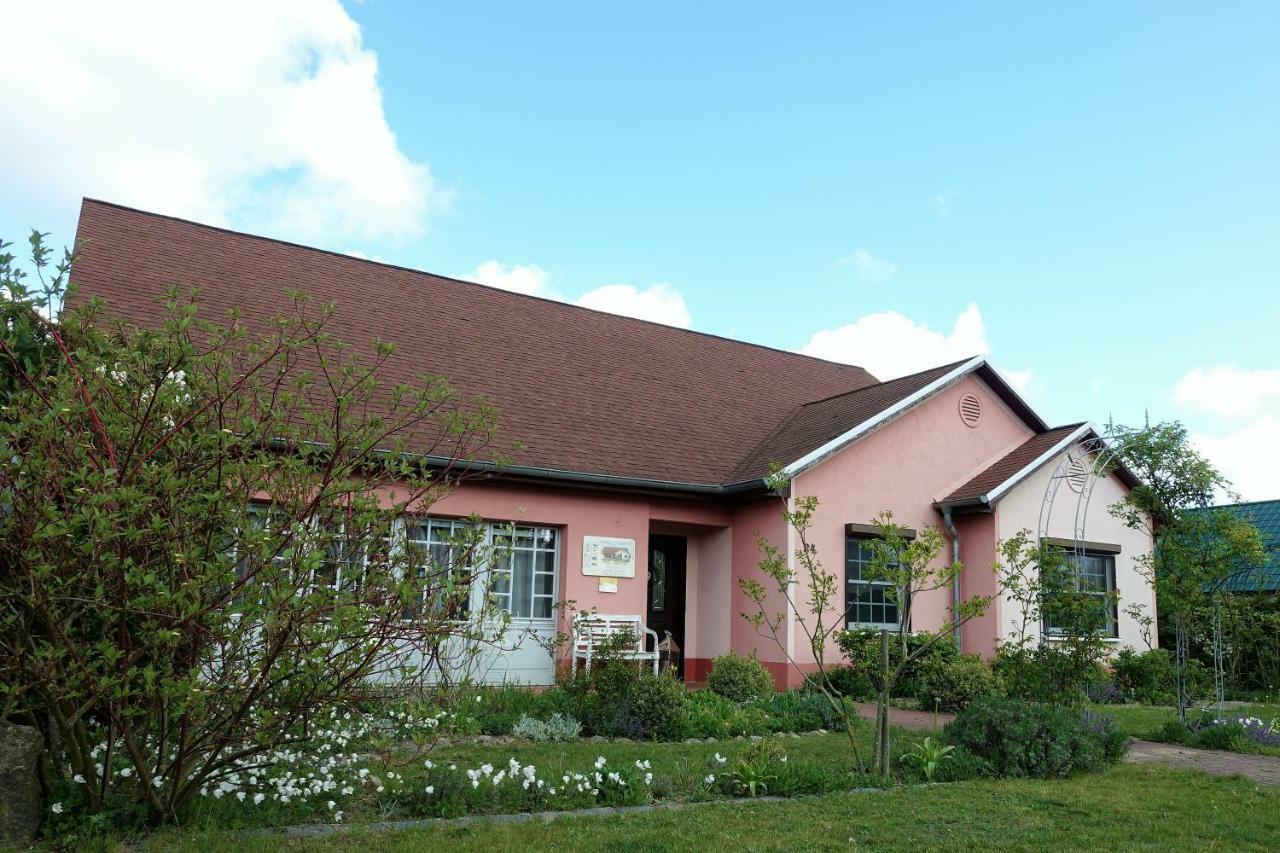 Ferienhaus Friedrichswalde エクステリア 写真